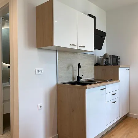 Seaside Old Town 扎达尔